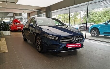 Mercedes-Benz A-Класс, 2021 год, 3 150 000 рублей, 2 фотография