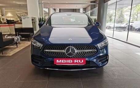 Mercedes-Benz A-Класс, 2021 год, 3 150 000 рублей, 5 фотография