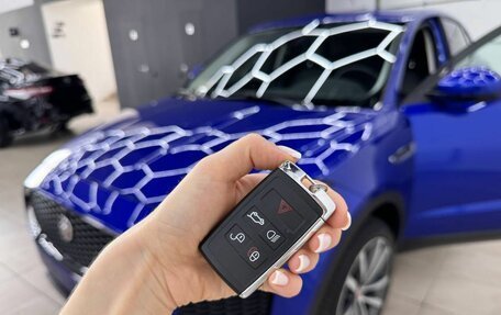Jaguar E-Pace, 2019 год, 3 450 000 рублей, 2 фотография