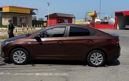 Hyundai Solaris II рестайлинг, 2022 год, 1 650 000 рублей, 7 фотография