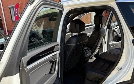 Volkswagen Touareg III, 2019 год, 3 650 000 рублей, 11 фотография