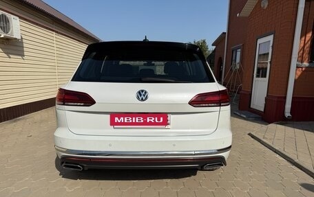 Volkswagen Touareg III, 2019 год, 3 650 000 рублей, 5 фотография