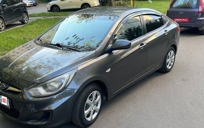 Hyundai Solaris II рестайлинг, 2011 год, 535 000 рублей, 1 фотография