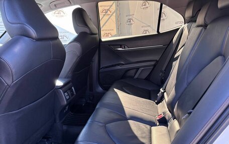 Toyota Camry, 2021 год, 2 789 000 рублей, 10 фотография