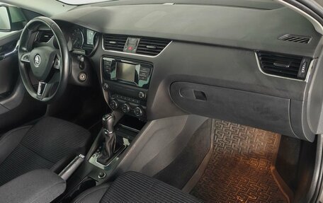 Skoda Octavia, 2015 год, 1 480 000 рублей, 11 фотография