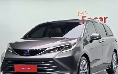 Toyota Sienna, 2021 год, 3 539 068 рублей, 1 фотография