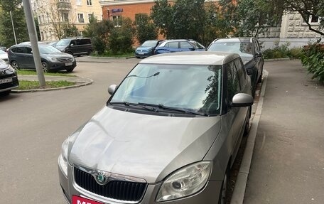 Skoda Fabia II, 2009 год, 450 000 рублей, 2 фотография
