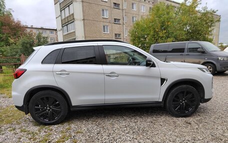 Mitsubishi ASX I рестайлинг, 2021 год, 2 800 000 рублей, 2 фотография