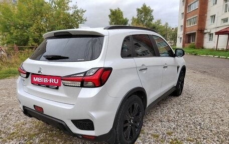 Mitsubishi ASX I рестайлинг, 2021 год, 2 800 000 рублей, 3 фотография