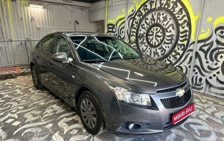 Chevrolet Cruze II, 2011 год, 999 999 рублей, 1 фотография