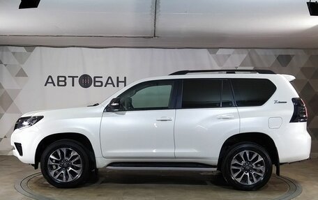 Toyota Land Cruiser Prado 150 рестайлинг 2, 2021 год, 5 629 000 рублей, 4 фотография