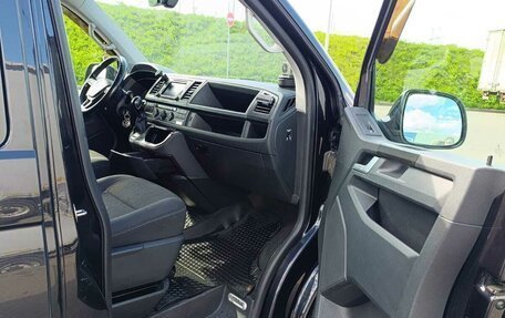 Volkswagen Caravelle T6 рестайлинг, 2016 год, 2 790 000 рублей, 9 фотография