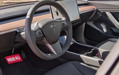 Tesla Model 3 I, 2021 год, 4 250 000 рублей, 3 фотография