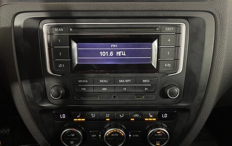 Volkswagen Jetta VI, 2014 год, 936 000 рублей, 16 фотография