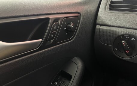 Volkswagen Jetta VI, 2014 год, 936 000 рублей, 18 фотография