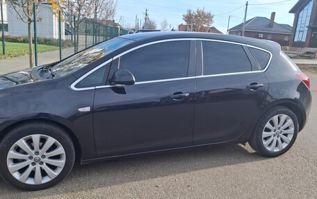 Opel Astra J, 2012 год, 815 000 рублей, 3 фотография