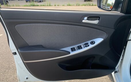 Hyundai Solaris II рестайлинг, 2013 год, 780 000 рублей, 12 фотография