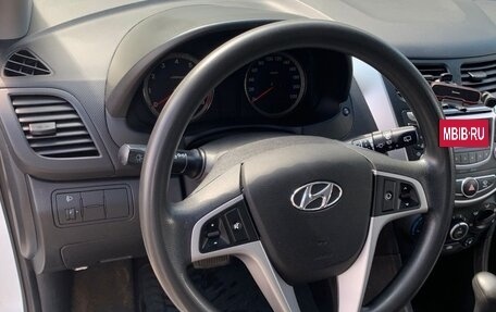 Hyundai Solaris II рестайлинг, 2013 год, 780 000 рублей, 20 фотография