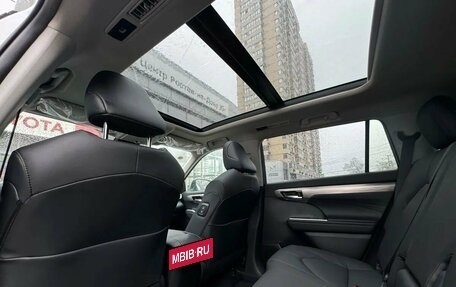 Toyota Highlander, 2025 год, 6 100 000 рублей, 35 фотография