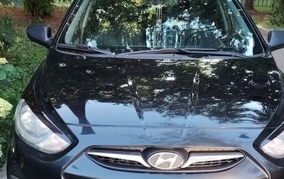 Hyundai Solaris II рестайлинг, 2013 год, 750 000 рублей, 1 фотография