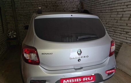 Renault Sandero II рестайлинг, 2015 год, 800 000 рублей, 4 фотография