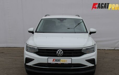 Volkswagen Tiguan II, 2021 год, 3 295 000 рублей, 3 фотография