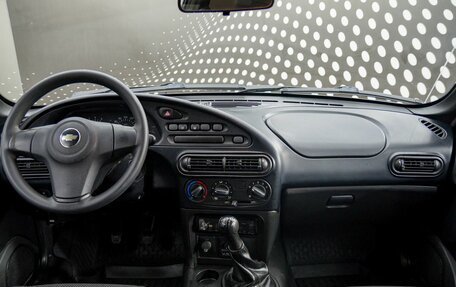 Chevrolet Niva I рестайлинг, 2015 год, 513 600 рублей, 9 фотография