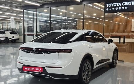Toyota Crown, 2024 год, 4 970 000 рублей, 2 фотография