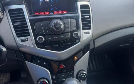 Chevrolet Cruze II, 2012 год, 920 000 рублей, 7 фотография