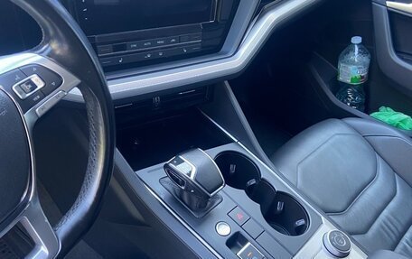 Volkswagen Touareg III, 2019 год, 4 250 000 рублей, 4 фотография