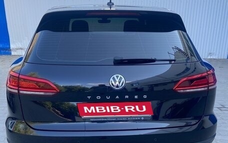Volkswagen Touareg III, 2019 год, 4 250 000 рублей, 3 фотография