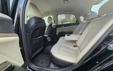 KIA K5, 2020 год, 2 300 000 рублей, 8 фотография