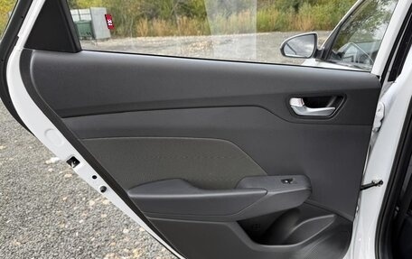 Hyundai Solaris II рестайлинг, 2021 год, 1 750 000 рублей, 14 фотография