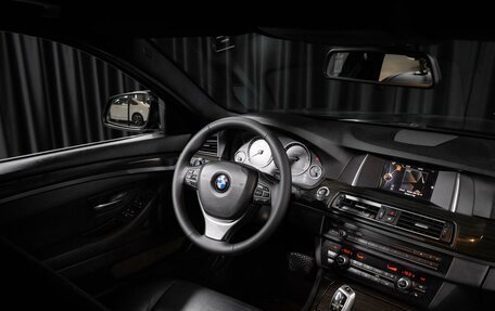BMW 5 серия, 2015 год, 1 799 000 рублей, 19 фотография