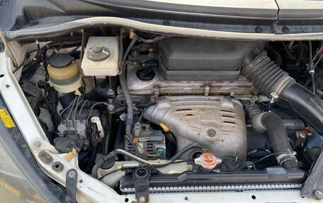 Toyota Estima III рестайлинг -2, 2000 год, 850 000 рублей, 11 фотография