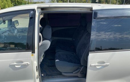 Toyota Estima III рестайлинг -2, 2000 год, 850 000 рублей, 17 фотография