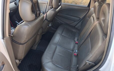 Mitsubishi Outlander III рестайлинг 3, 2002 год, 750 000 рублей, 6 фотография