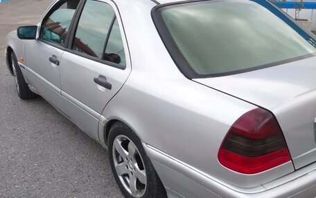 Mercedes-Benz C-Класс, 1998 год, 285 000 рублей, 6 фотография