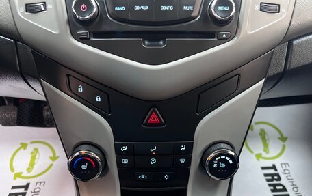 Chevrolet Cruze II, 2011 год, 745 000 рублей, 18 фотография
