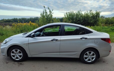 Hyundai Solaris II рестайлинг, 2014 год, 880 000 рублей, 6 фотография