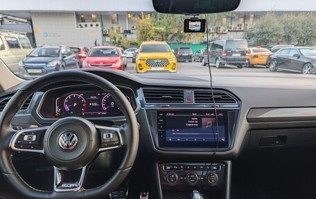 Volkswagen Tiguan II, 2019 год, 3 700 000 рублей, 6 фотография