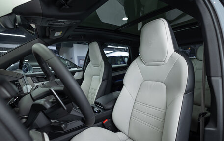 Porsche Cayenne III, 2025 год, 17 490 000 рублей, 11 фотография