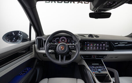 Porsche Cayenne III, 2025 год, 17 490 000 рублей, 13 фотография