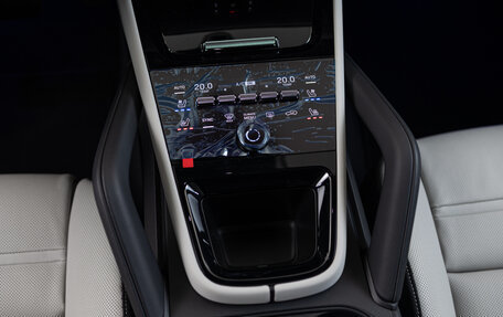 Porsche Cayenne III, 2025 год, 17 490 000 рублей, 18 фотография