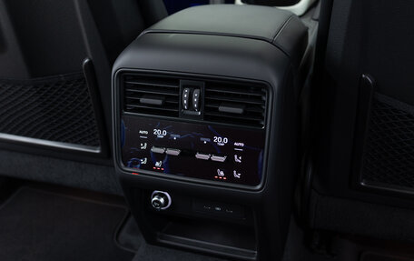Porsche Cayenne III, 2025 год, 17 490 000 рублей, 28 фотография