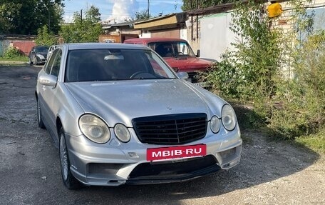 Mercedes-Benz E-Класс, 2003 год, 450 000 рублей, 3 фотография