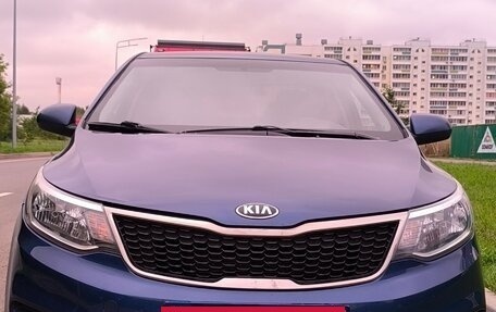 KIA Rio III рестайлинг, 2016 год, 995 000 рублей, 4 фотография