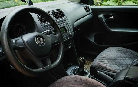 Volkswagen Polo VI (EU Market), 2017 год, 1 000 000 рублей, 4 фотография