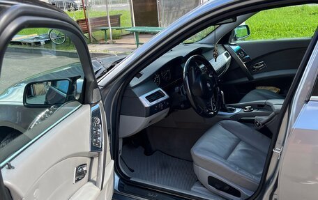 BMW 5 серия, 2004 год, 1 650 000 рублей, 9 фотография