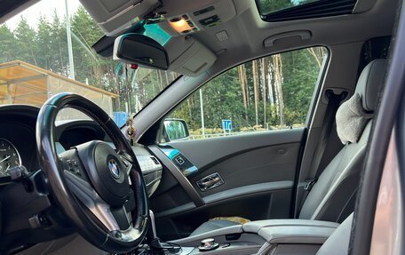 BMW 5 серия, 2004 год, 1 650 000 рублей, 11 фотография